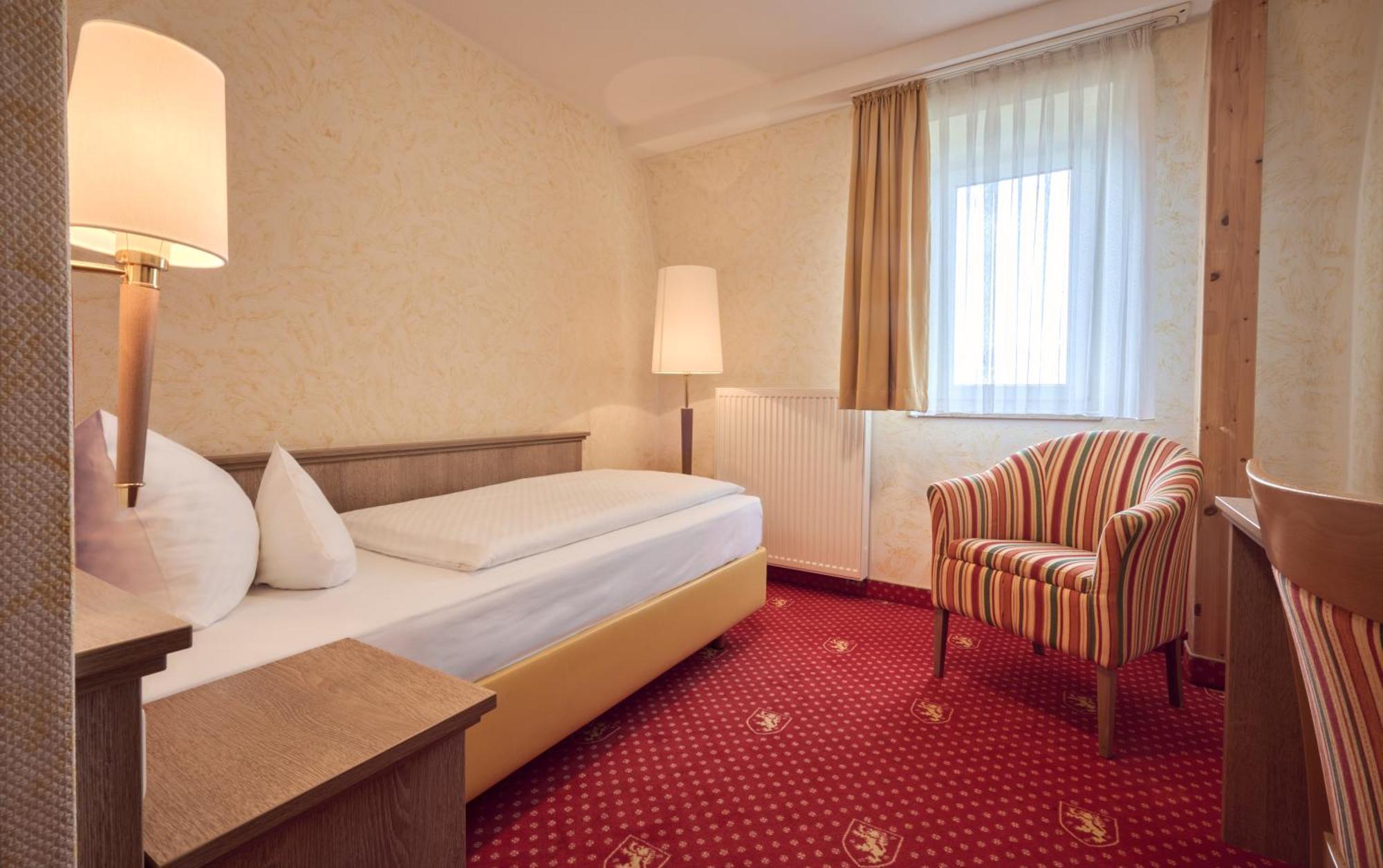 וירצבורג Hotel Wittelsbacher Hoeh חדר תמונה