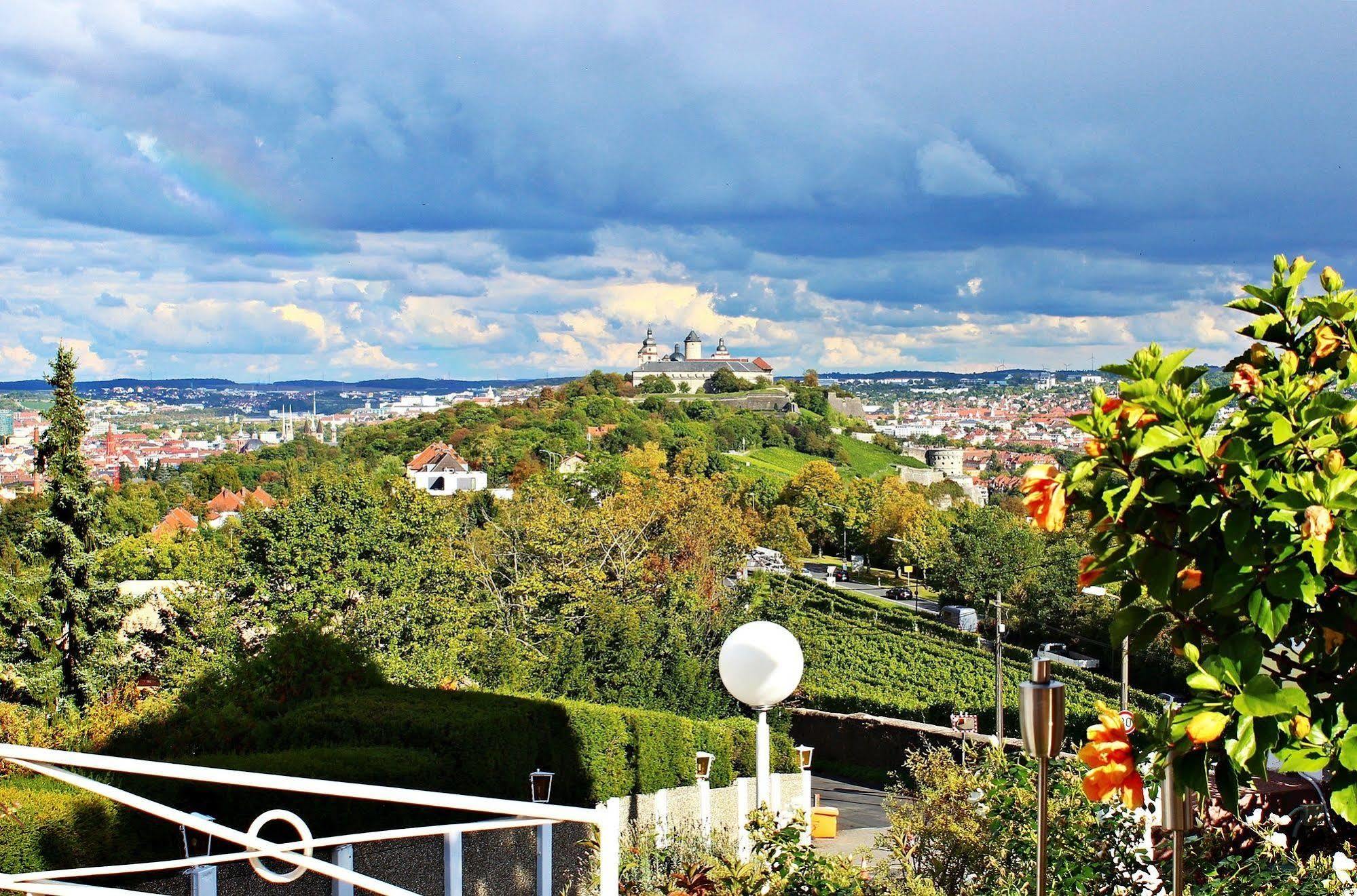 וירצבורג Hotel Wittelsbacher Hoeh מראה חיצוני תמונה
